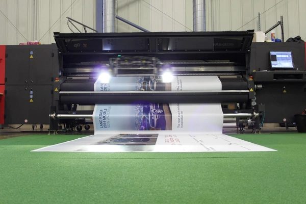 Vutek GS3250R Large Format Printer